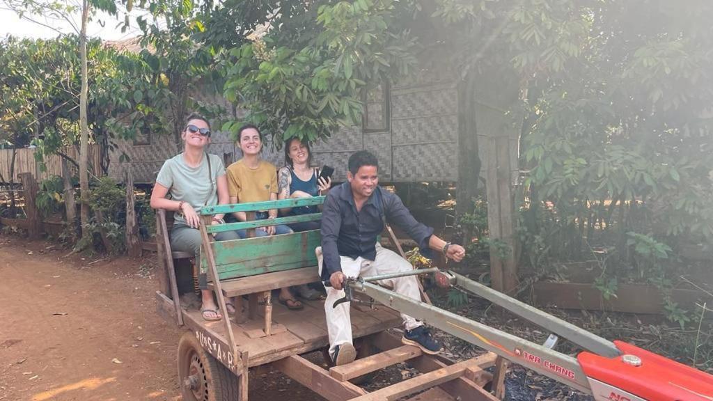 Somphone Homestay Breakfast And Dinner Included Muang Thateng Exteriér fotografie